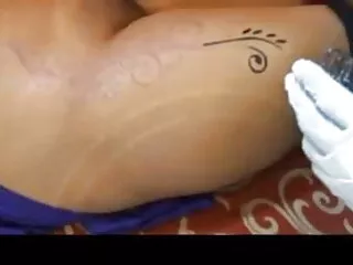 गर्म आबनूस त्रिगुट सेक्स और हिंदी मूवी फुल सेक्स सह शॉट
