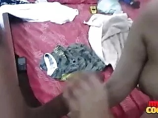 एशियाई प्यारी लुसी लेवोन उसे खिलौना fucks फुल सेक्स हिंदी मूवी