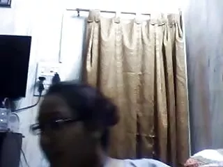 एमेच्योर फुल सेक्सी वीडियो फिल्म वेब कैमरा 3-रास्ता