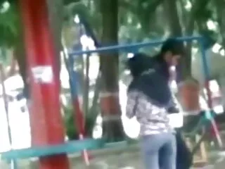 जापानी स्कूली हिंदी वीडियो फुल मूवी सेक्सी छात्राओं के साथ खेलना (18+)