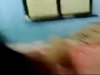 उसके सेक्सी फुल फिल्म सेक्सी पति और एक अन्य आदमी द्वारा गड़बड़