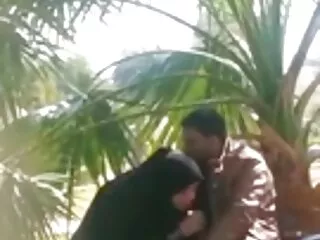 सुनहरे सेक्सी मूवी फुल एचडी सेक्सी मूवी बालों वाली लड़कियों संभोग के लिए उंगलियों चाट