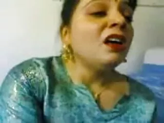 एमएफएम कर रही मेरी पत्नी सेक्सी मूवी फुल एचडी हिंदी में को फिल्माने