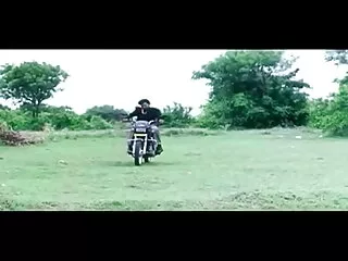 सड़क पर बकवास सेक्सी हिंदी फुल मूवी